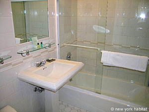 Baño 1 - Photo 2 de 2