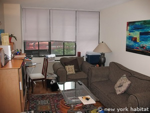 Living room - Photo 1 of 6