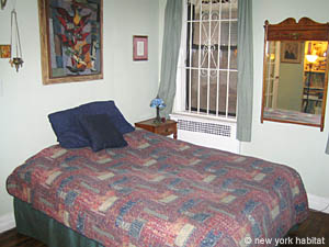 Schlafzimmer - Photo 2 von 3