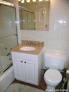 Bathroom 2 - Photo 3 of 3