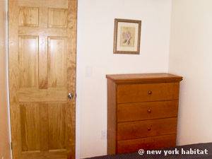 Schlafzimmer - Photo 2 von 2