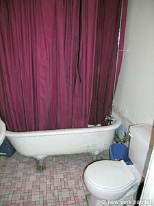 Badezimmer - Photo 2 von 2