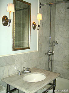Ba&ntilde;o - Photo 1 de 3