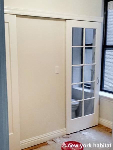 Bedroom - Photo 4 of 6