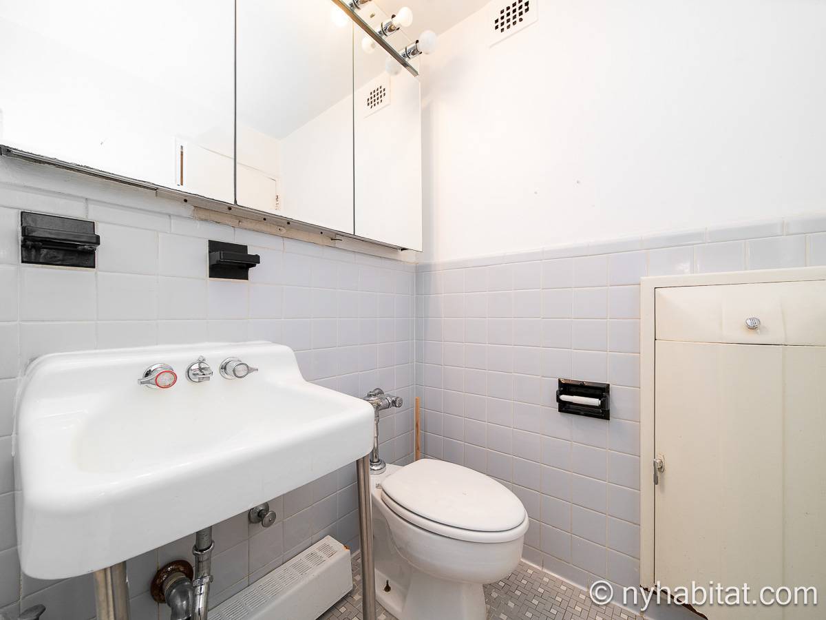 Ba&ntilde;o - Photo 1 de 3