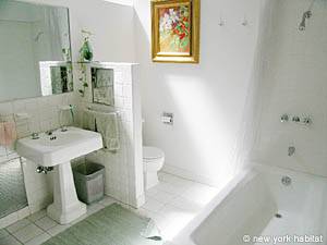 Bagno 1 - Photo 1 di 3