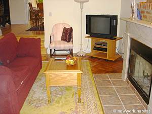 Living room - Photo 2 of 9