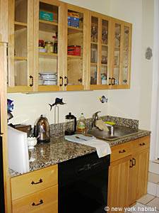 Kitchen - Photo 3 of 6
