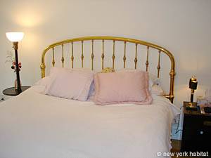 Bedroom 1 - Photo 3 of 9