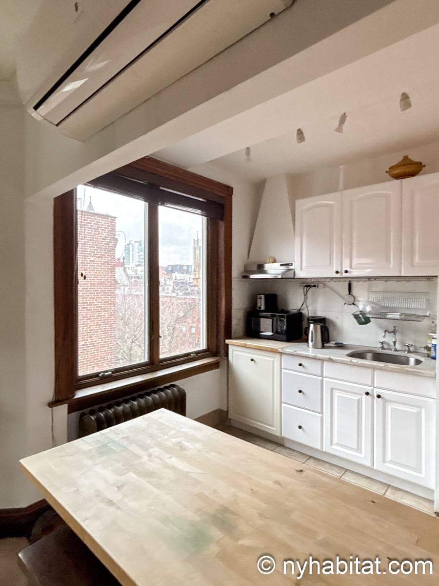 Kitchen 2 - Photo 3 of 3