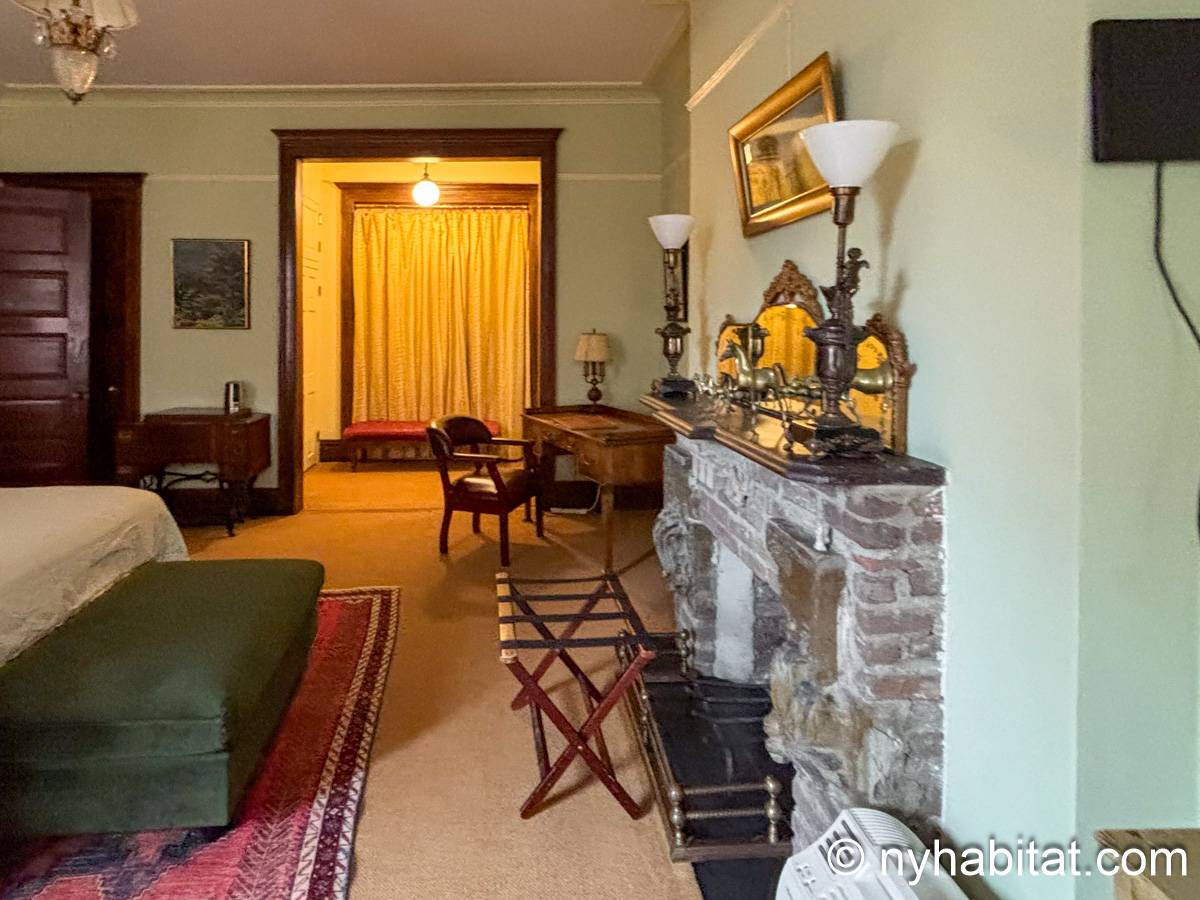 Bedroom 6 - Photo 2 of 5