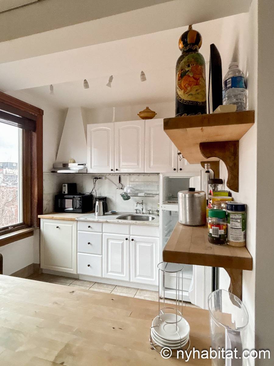 Kitchen 2 - Photo 2 of 3