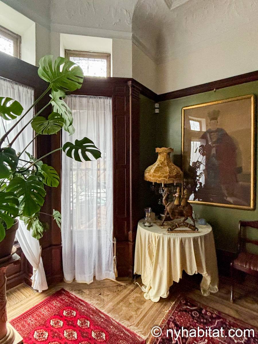 Living room 1 - Photo 3 of 5