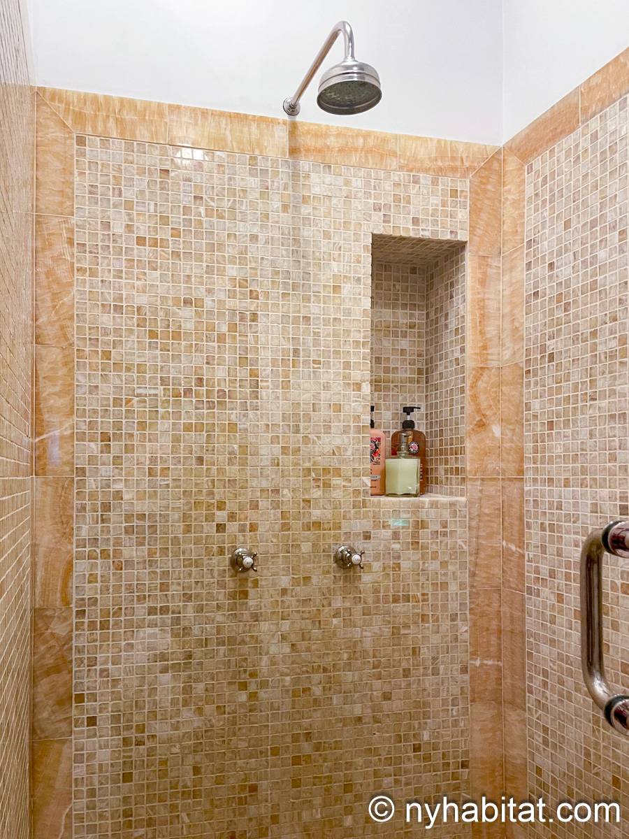Baño 1 - Photo 3 de 3 Baño 1 - Photo 3 de 3