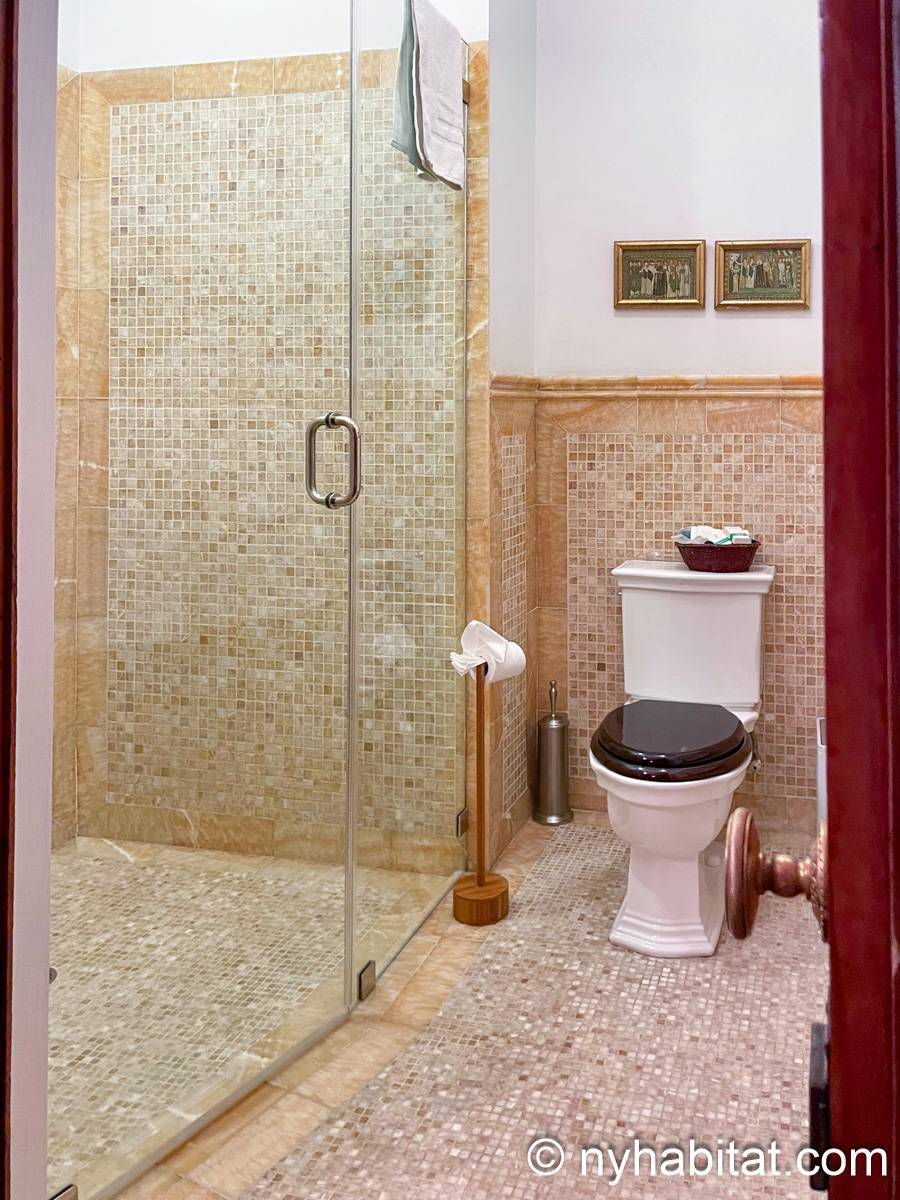 Baño 1 - Photo 1 de 3 Baño 1 - Photo 1 de 3