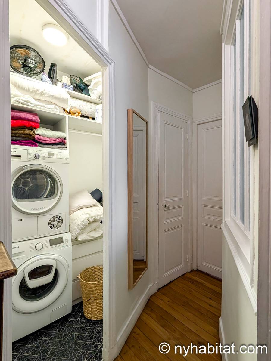 Altro - Photo 1 di 10