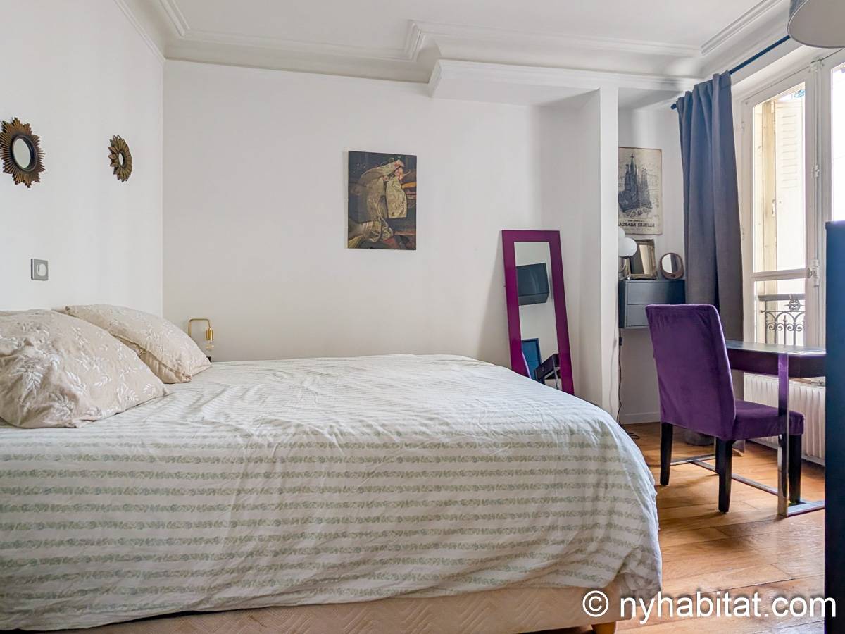 Camera 1 - Photo 1 di 8