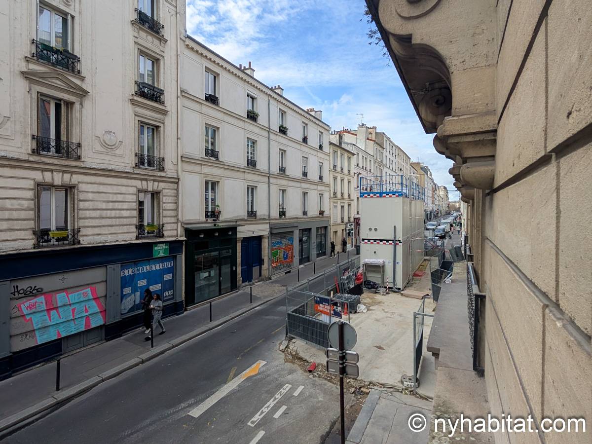 Camera 2 - Photo 6 di 6