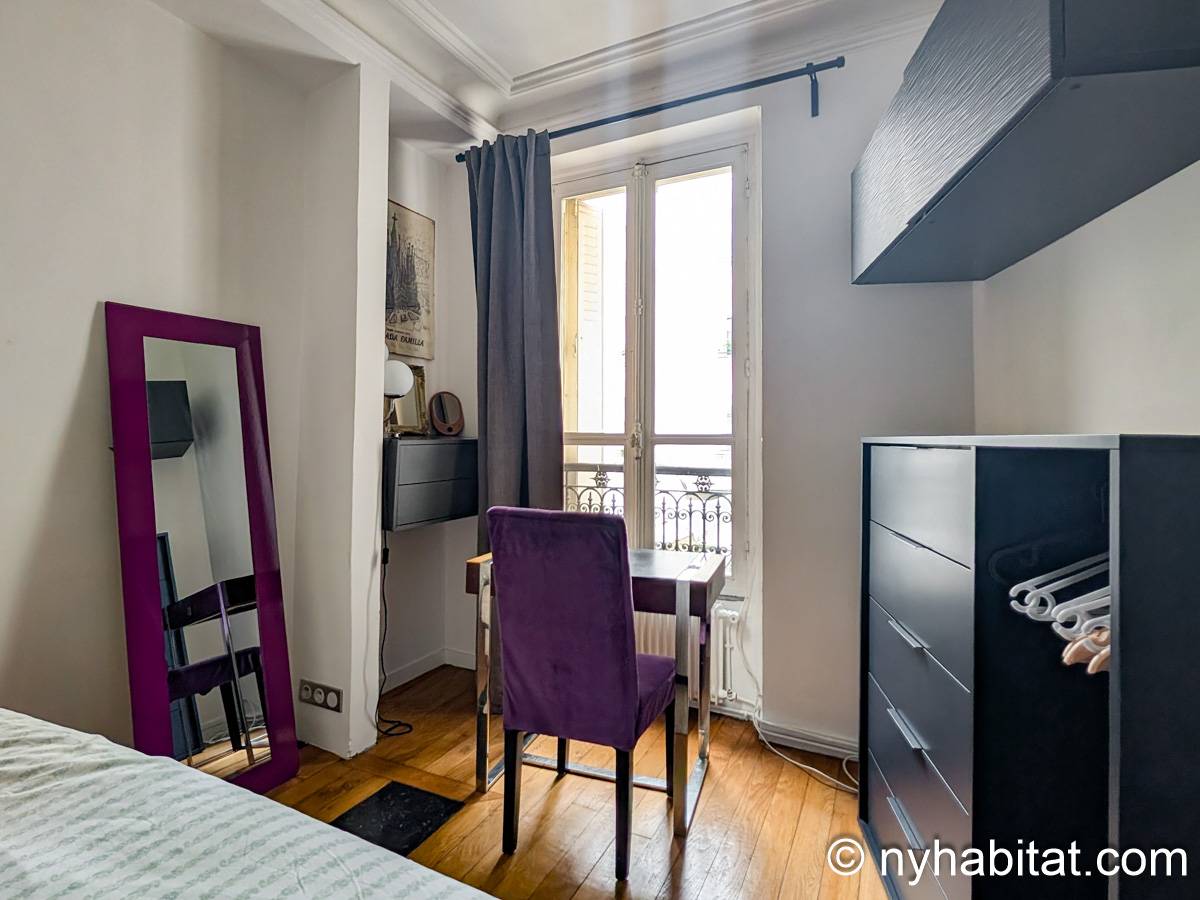 Camera 1 - Photo 2 di 8