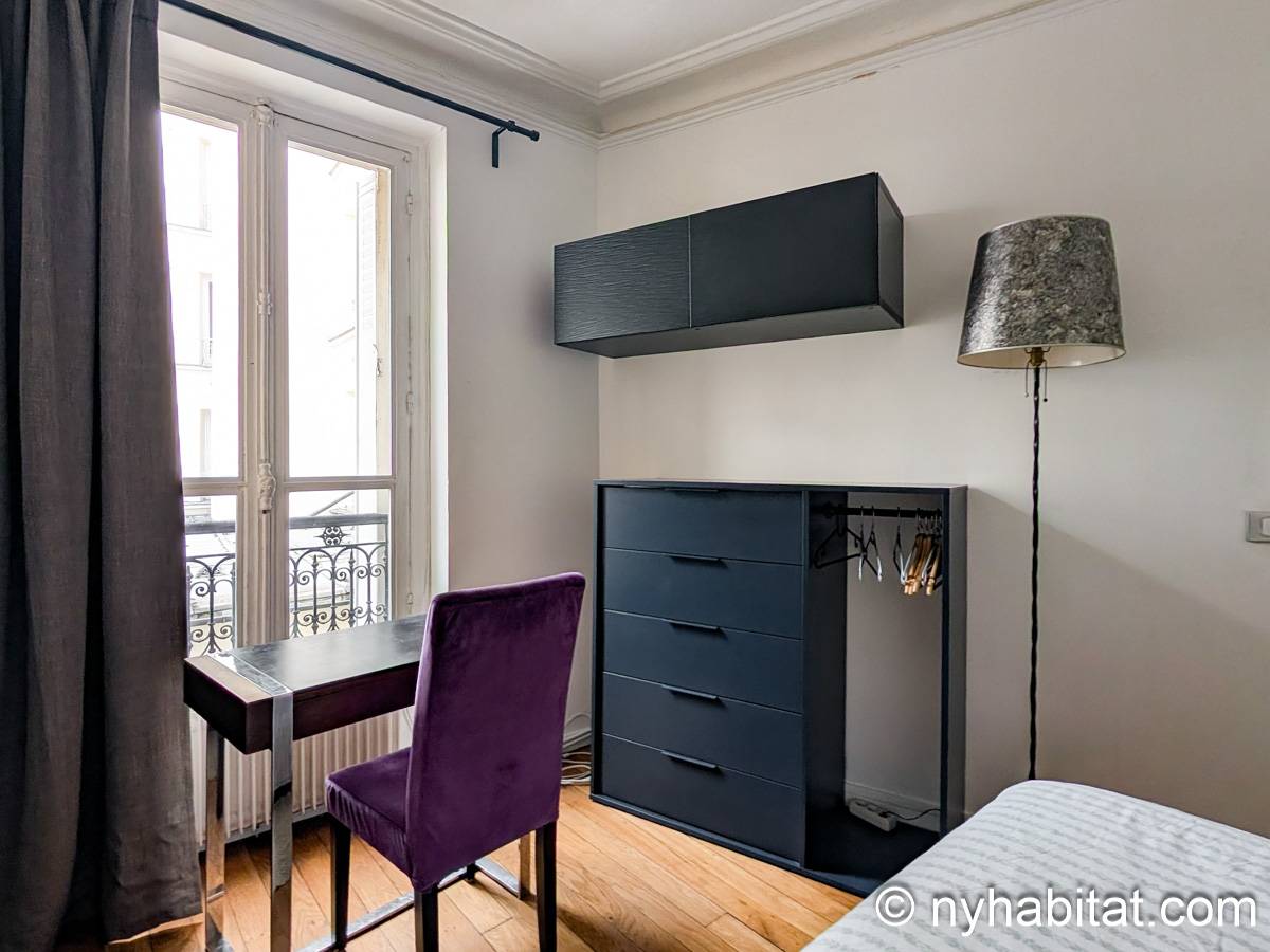 Camera 1 - Photo 6 di 8