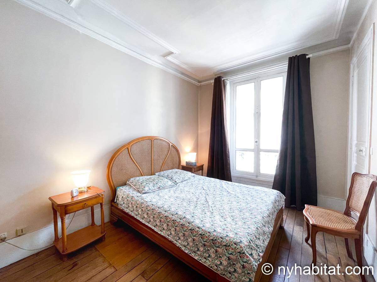 Camera 1 - Photo 1 di 4
