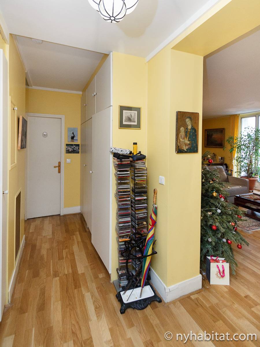 Paris 1 Bedroom Apartment Rental in SaintGermain des Prés (PA931)