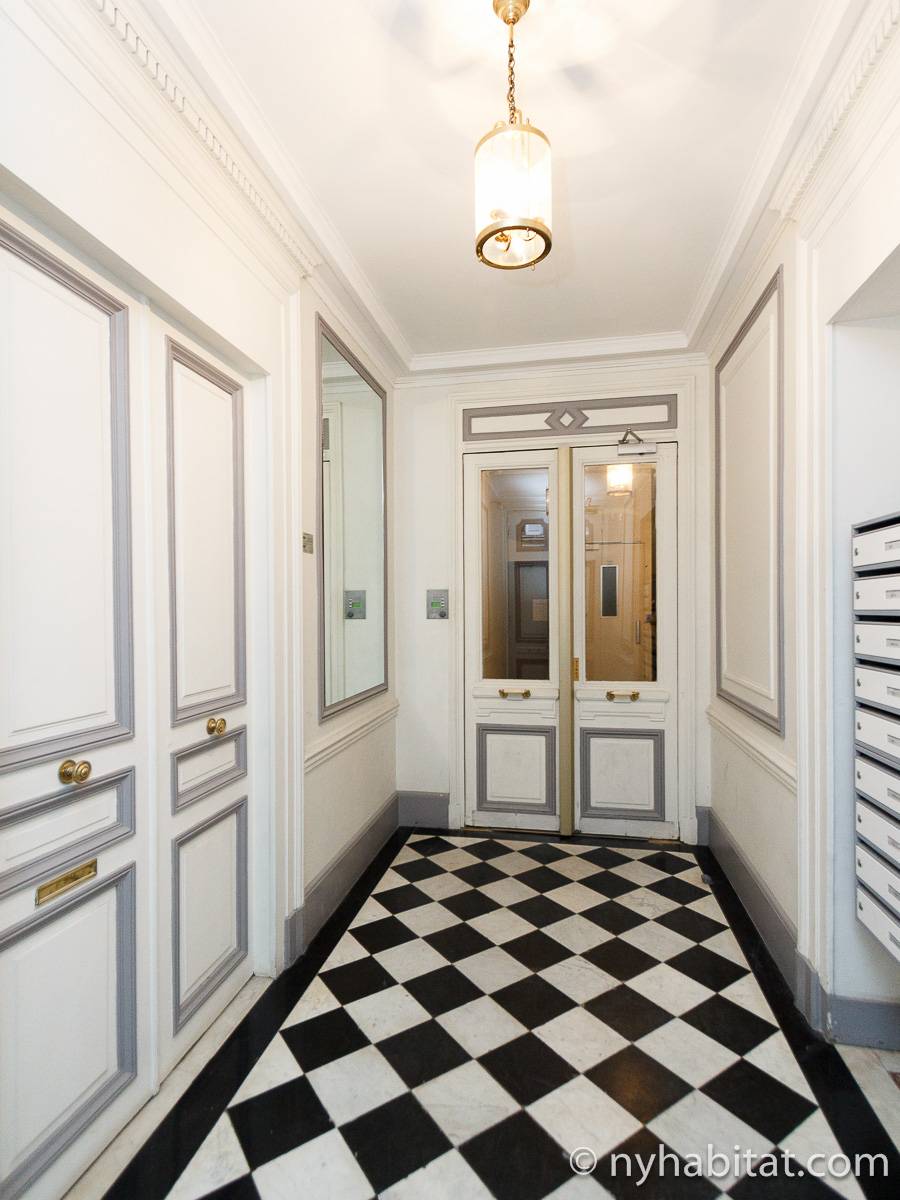 Paris 1 Bedroom Apartment Rental in SaintGermain des Prés (PA931)