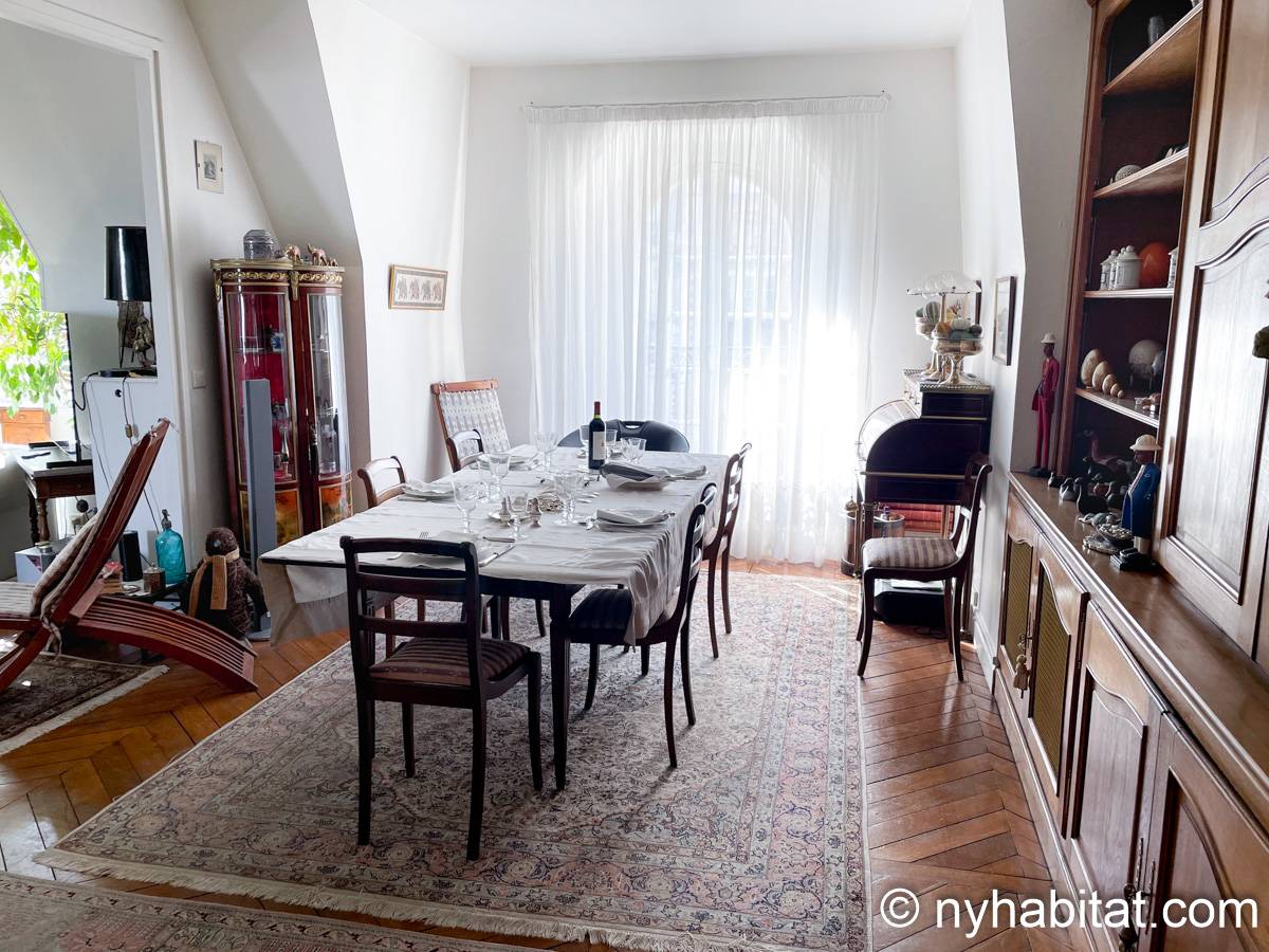 Paris - 3 Bedroom accommodation - Apartment reference PA-1087