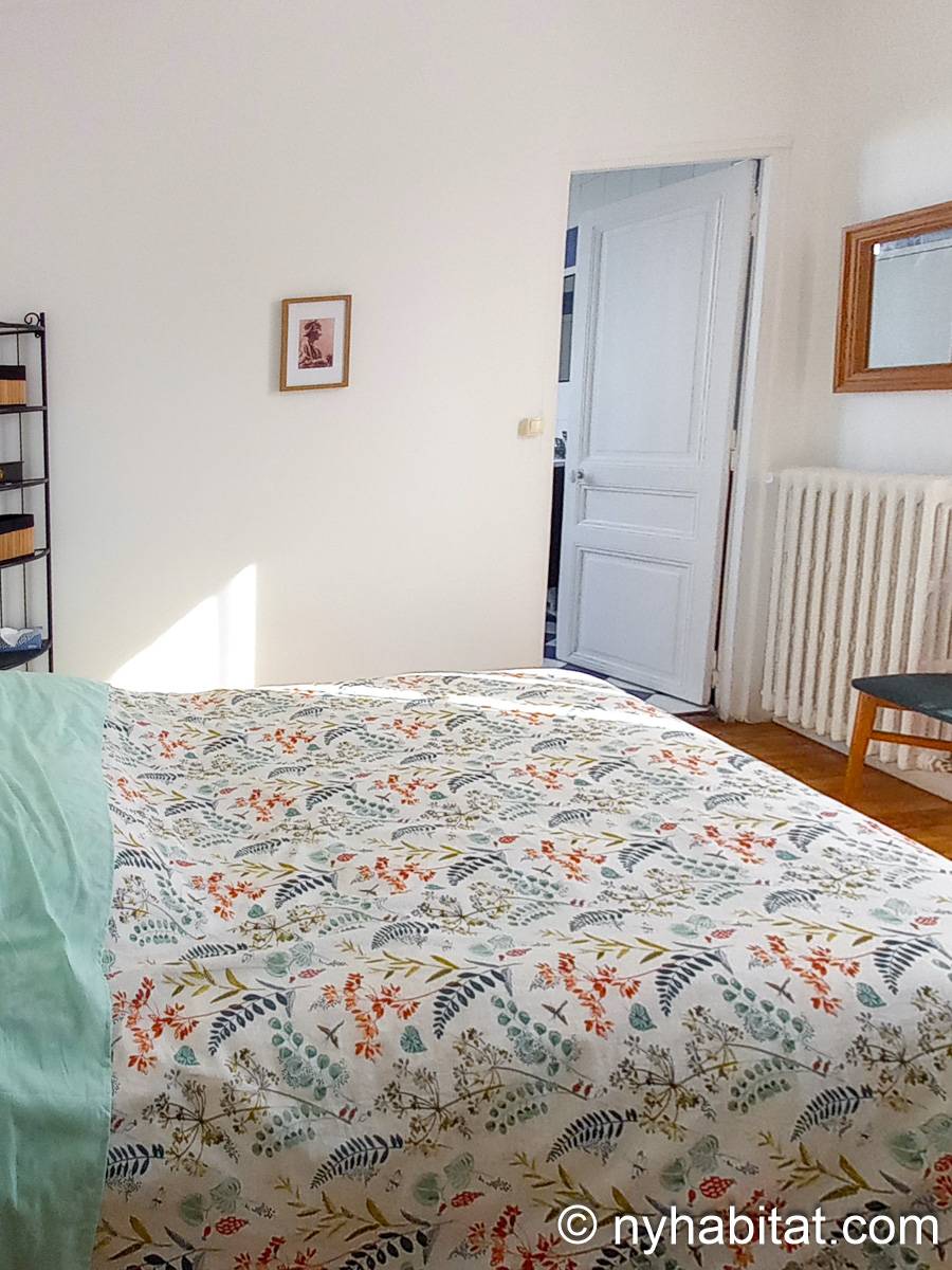 Schlafzimmer 1 - Photo 3 von 3