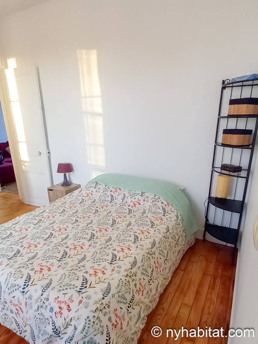 Schlafzimmer 1 - Photo 1 von 3