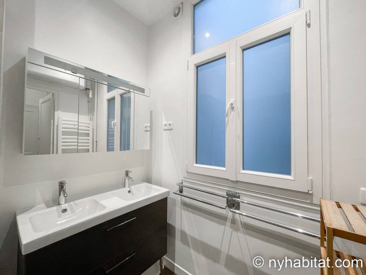 Baño 1 - Photo 1 de 3