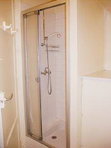 Salle de bain 1 - Photo 2 sur 4