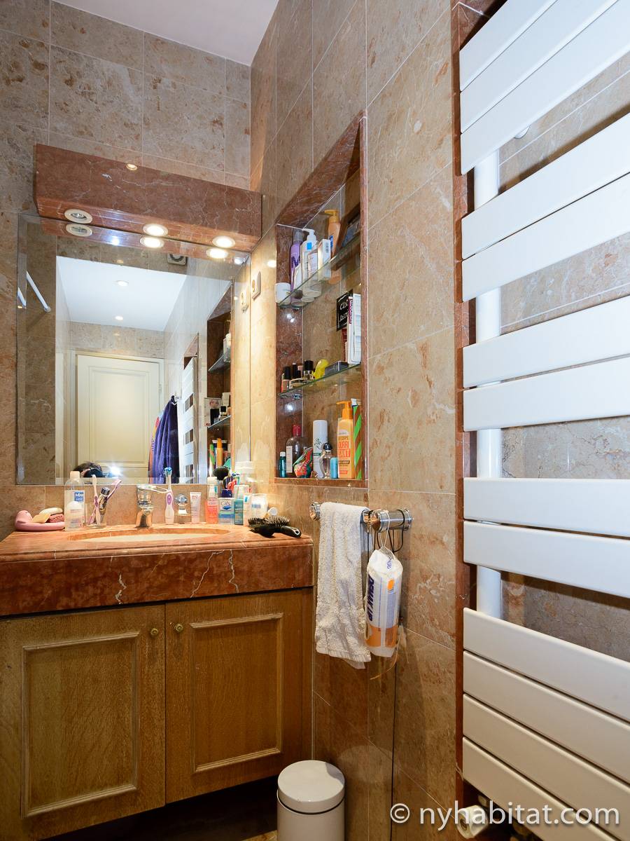 Bagno 1 - Photo 1 di 2