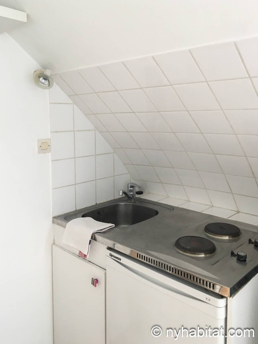 Kitchen - Photo 2 of 2