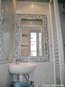 Salle de bain 1 - Photo 2 sur 4