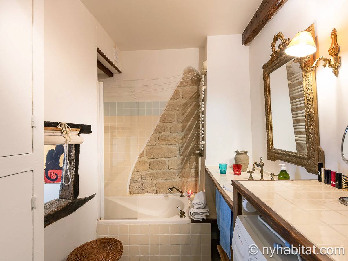 Bagno 1 - Photo 1 di 4