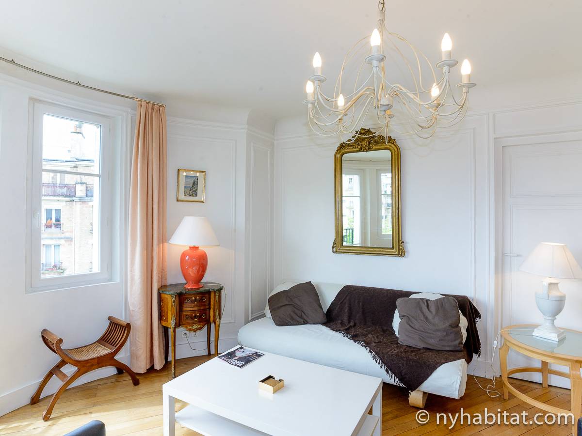 Paris Apartment: 3 Bedroom Apartment Rental in Grenelle (PA-2668)