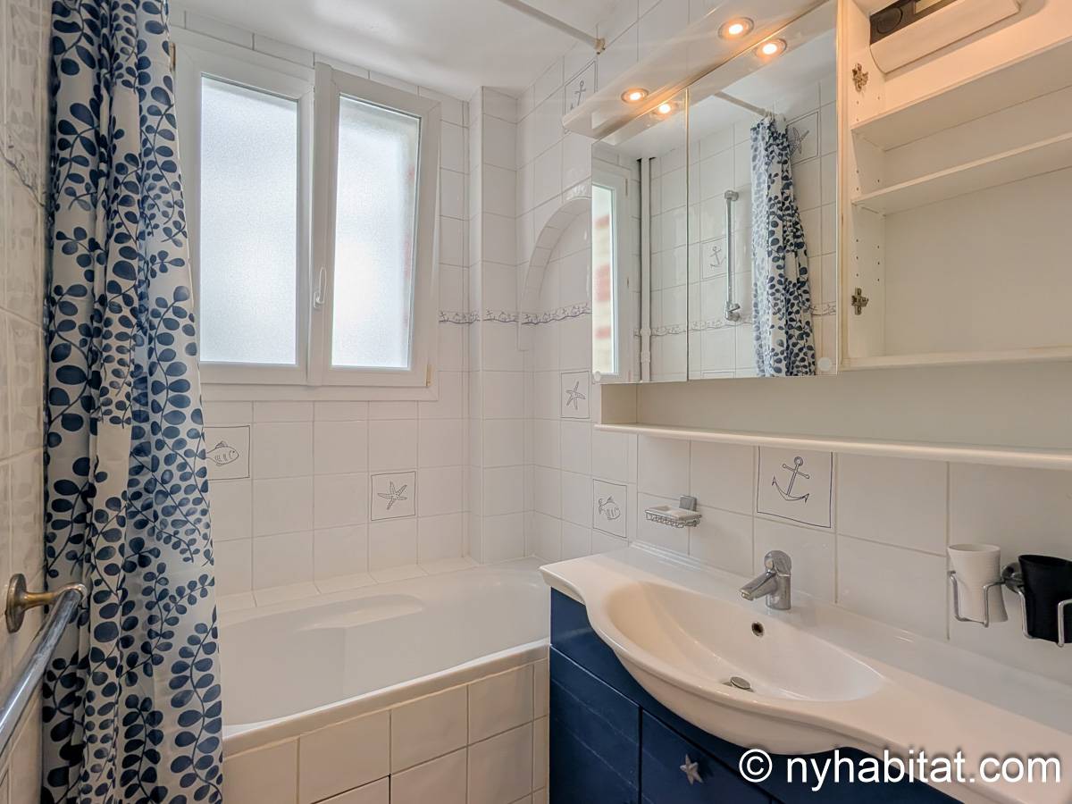 Bagno 1 - Photo 1 di 6