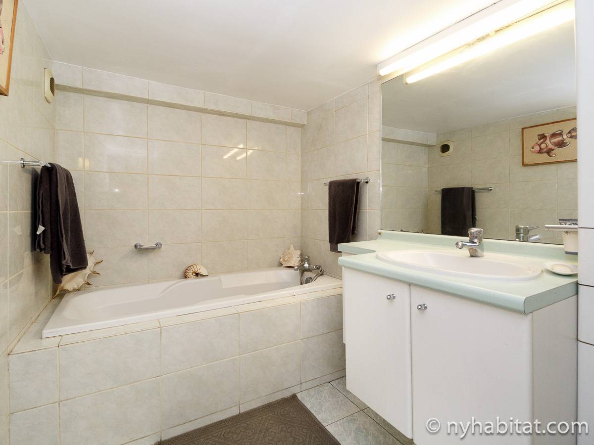 Ba&ntilde;o 1 - Photo 1 de 2