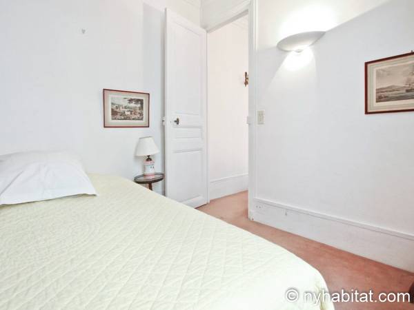 Camera 2 - Photo 1 di 1