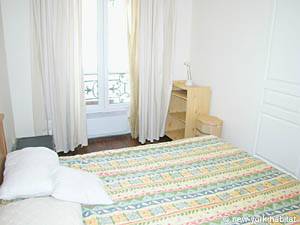 Schlafzimmer 1 - Photo 1 von 9
