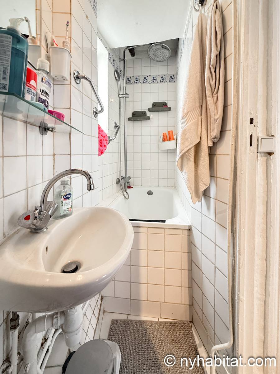 Baño - Photo 2 de 3
