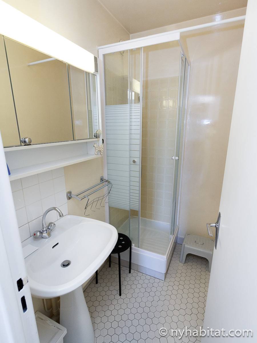 Ba&ntilde;o 1 - Photo 1 de 2