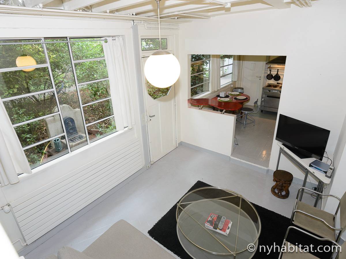 Paris Apartment 5 Bedroom Townhouse Rental in Montparnasse (PA2348)