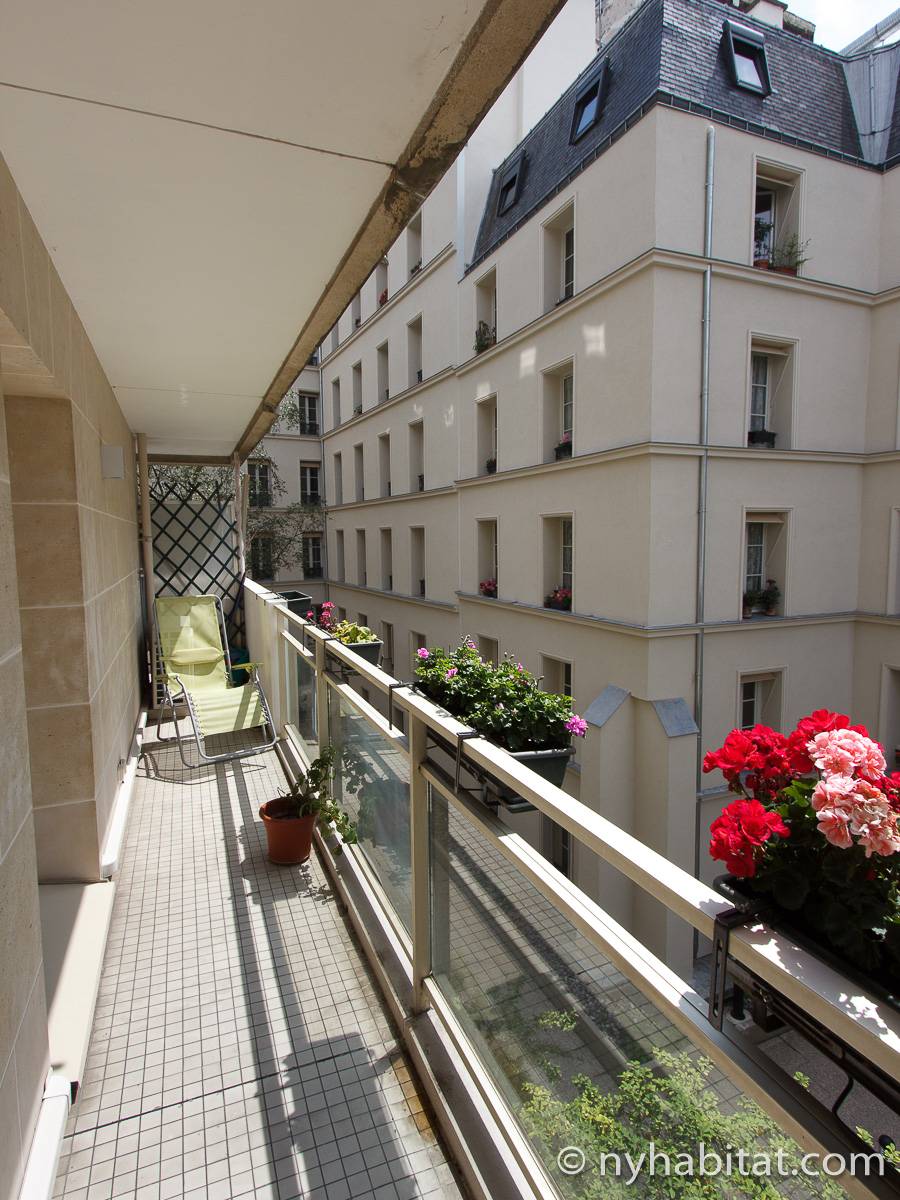 Paris 1 Bedroom Apartment Rental in Place des Vosges, Le