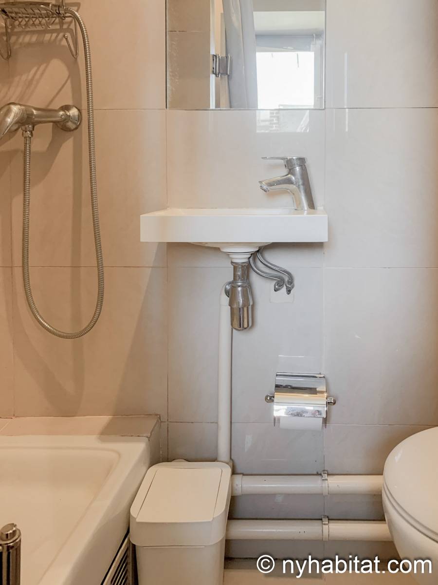 Baño - Photo 2 de 2