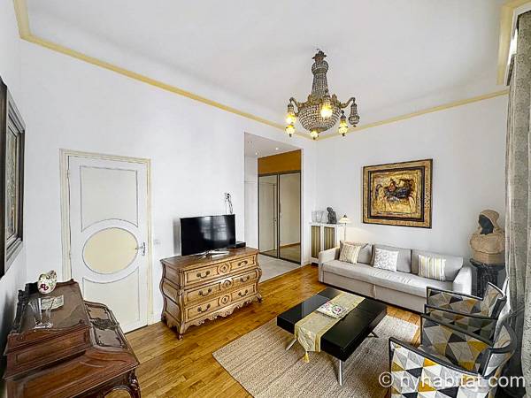 Living room - Photo 2 of 2 Living room - Photo 2 of 2