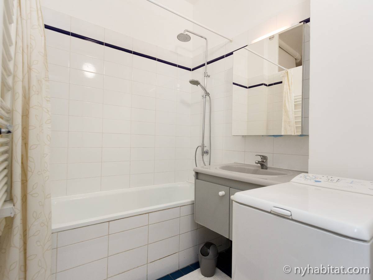 Salle de bain 1 - Photo 2 sur 2