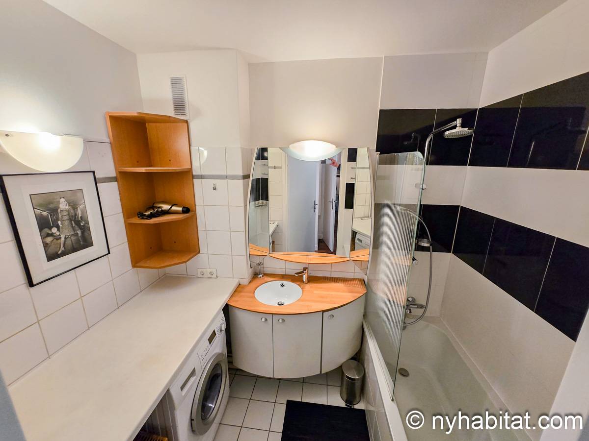 Bathroom 1 - Photo 1 of 1