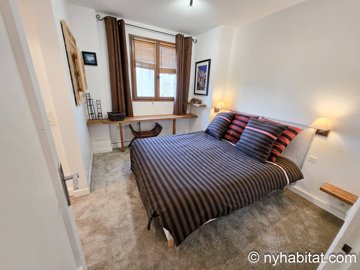 Bedroom - Photo 1 of 2